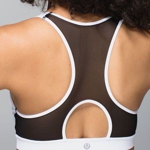 Lululemon Meesh Bra size 6